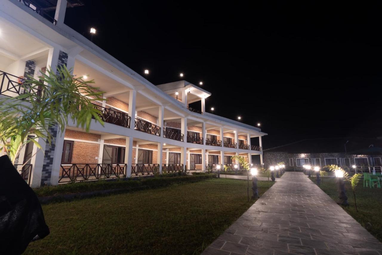 Babai Resort Pvt Ltd Bardiya Екстер'єр фото