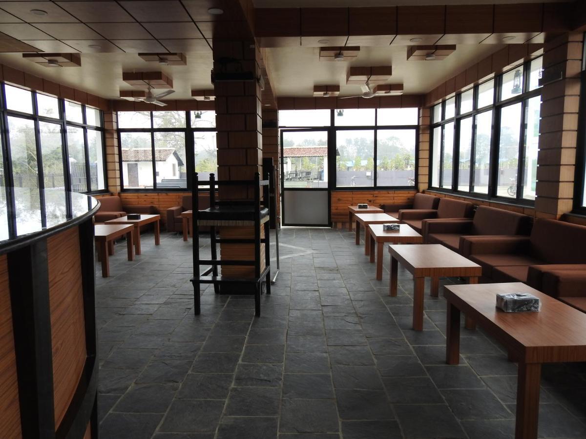 Babai Resort Pvt Ltd Bardiya Екстер'єр фото